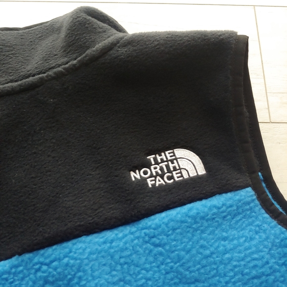 THE NORTH FACE NEW Teen Mashup Vest - Picture 6 of 9